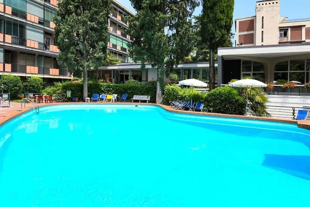 D'Annunzio Suite Con Piscina Gardone Riviera