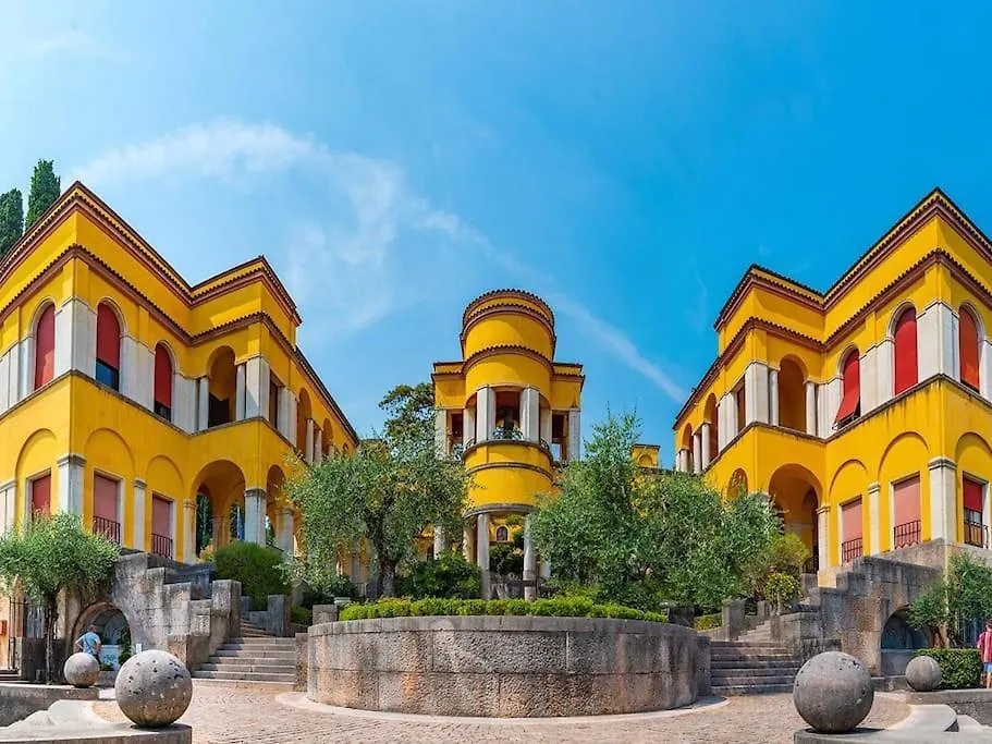 D'Annunzio Suite Con Piscina Gardone Riviera Appartamento